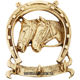 Настенная ключница из бронзы «Подкова с лошадьми»