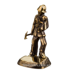 Статуэтка из бронзы «Пожарный спасатель»
