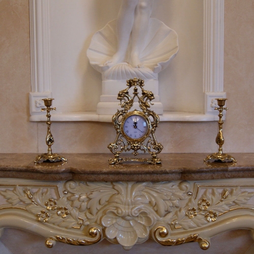 Часы «Корона» с подсвечниками под 1 свечу